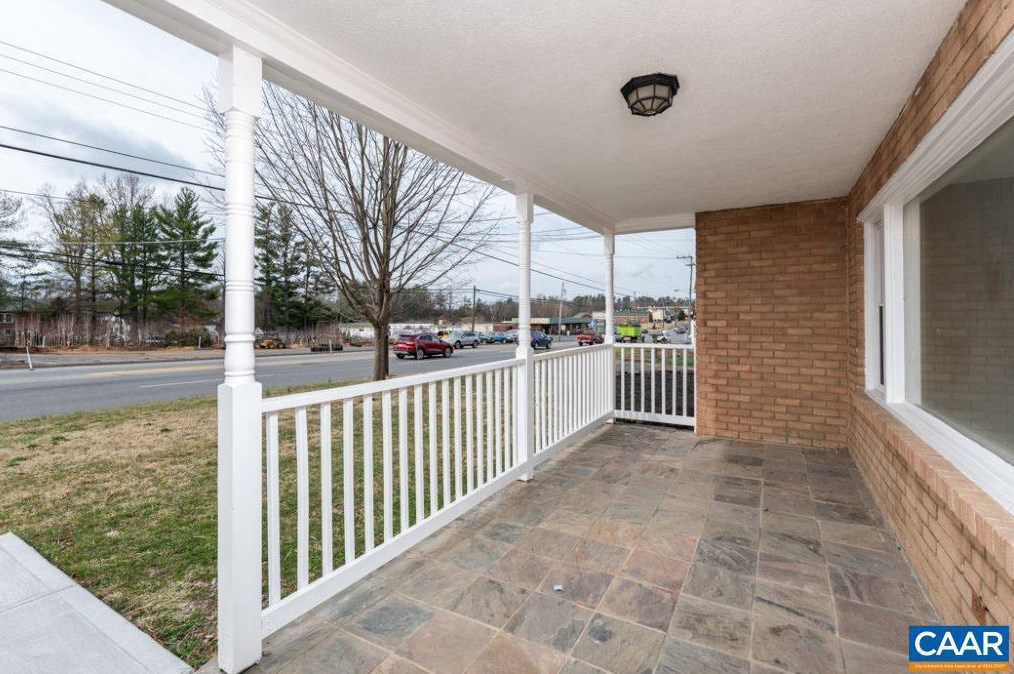 2001 Main St, Waynesboro, VA 22980-5915