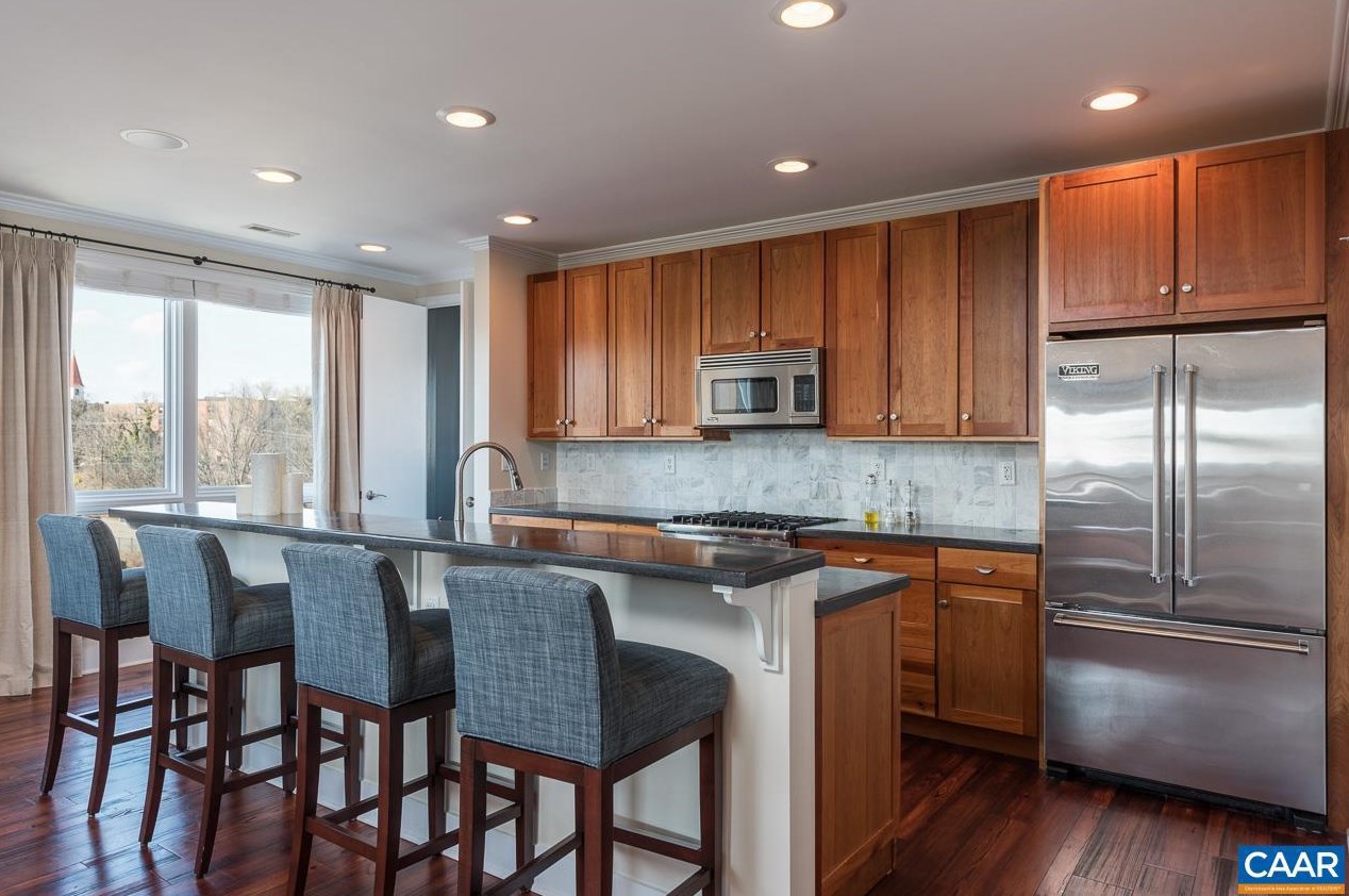 200 Garrett St #401, Charlottesville, VA 22902