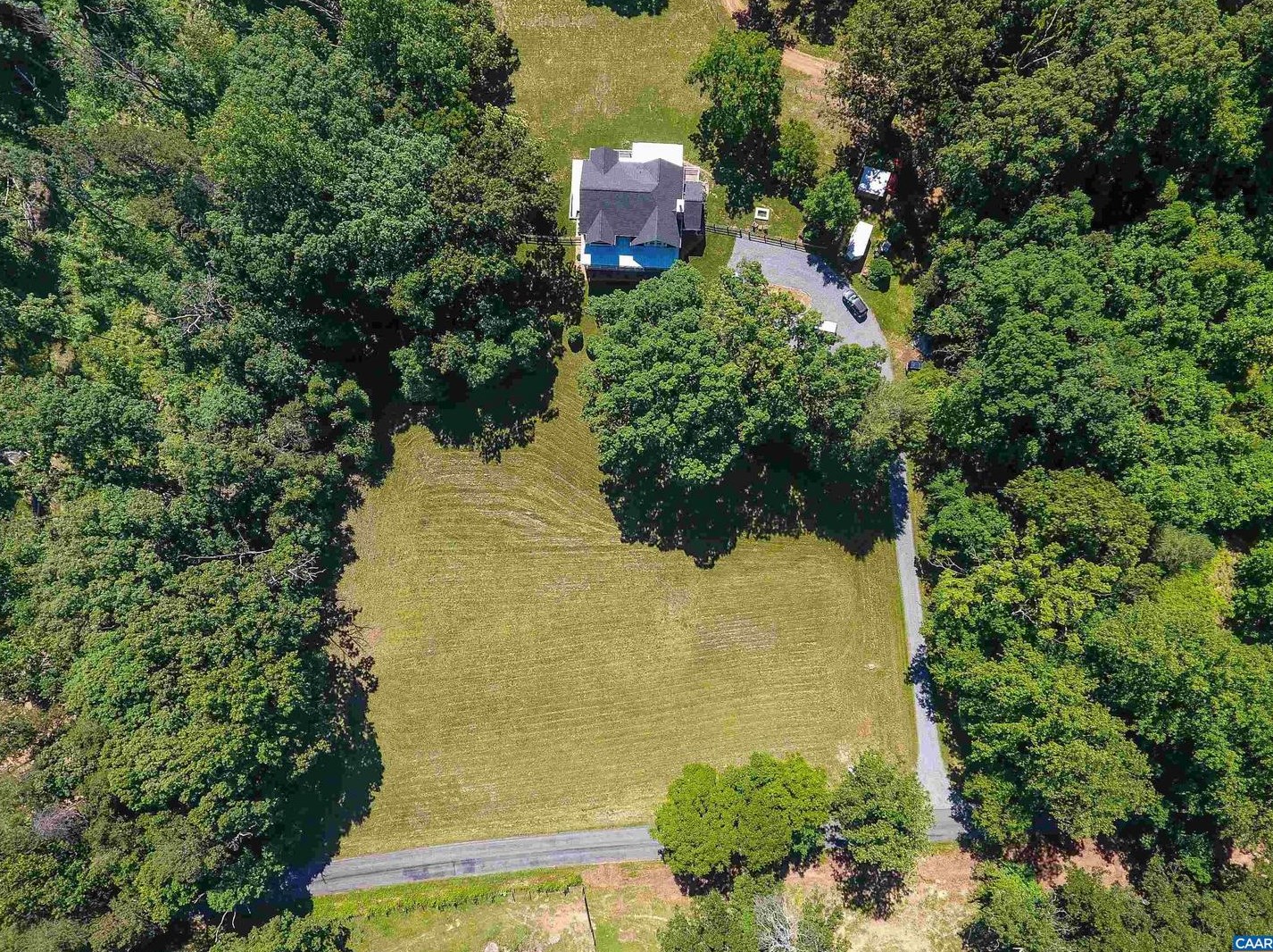 2236 Moore Rd, Ruckersville, VA 22968-3303