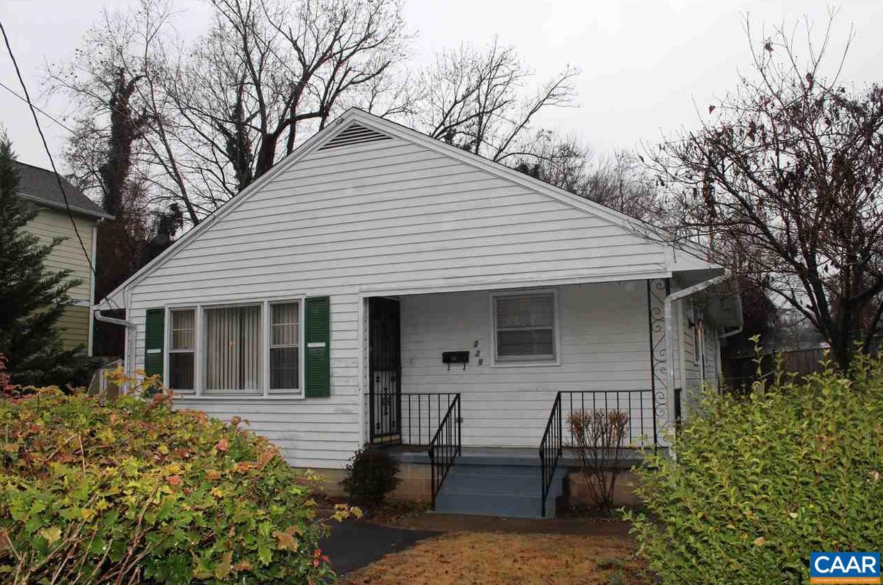 229 10th St Nw, Charlottesville, VA 22903