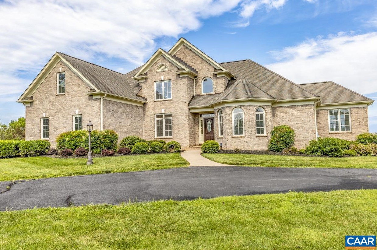 540 Sunrise Ln, Earlysville, VA 22936