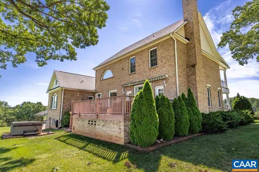 283 London Ct, Ruckersville VA  22968-3362 exterior