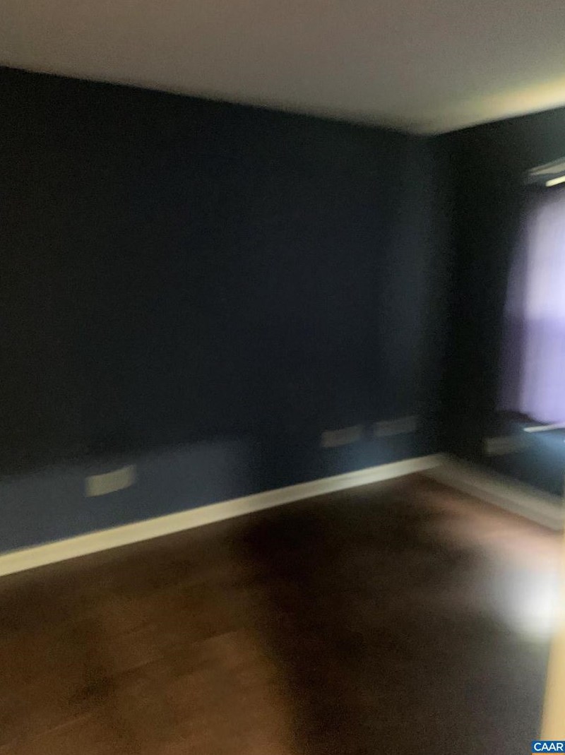 126 Waterbury Ct, Charlottesville, VA 22902