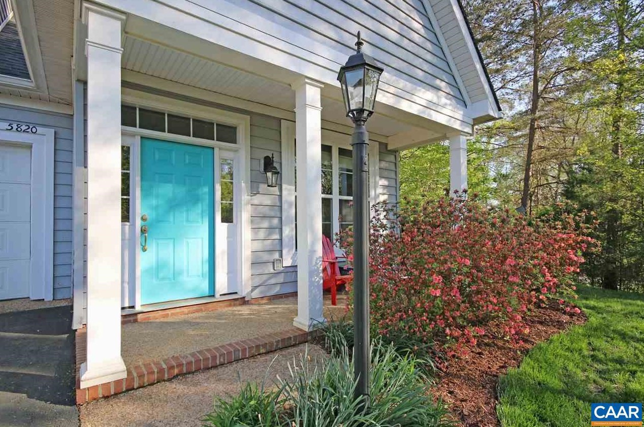 5820 Westhall Dr, Crozet, VA 22932