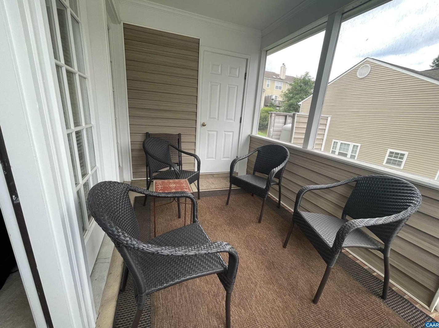 1001 Riverrun Dr, Charlottesville, VA 22901