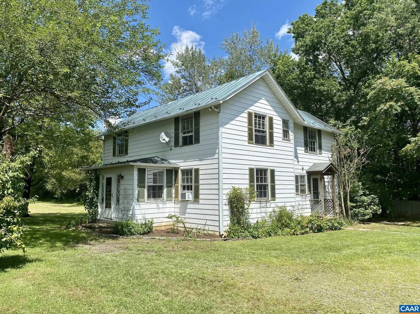 449 Springdale Dr, Keswick, VA 22947