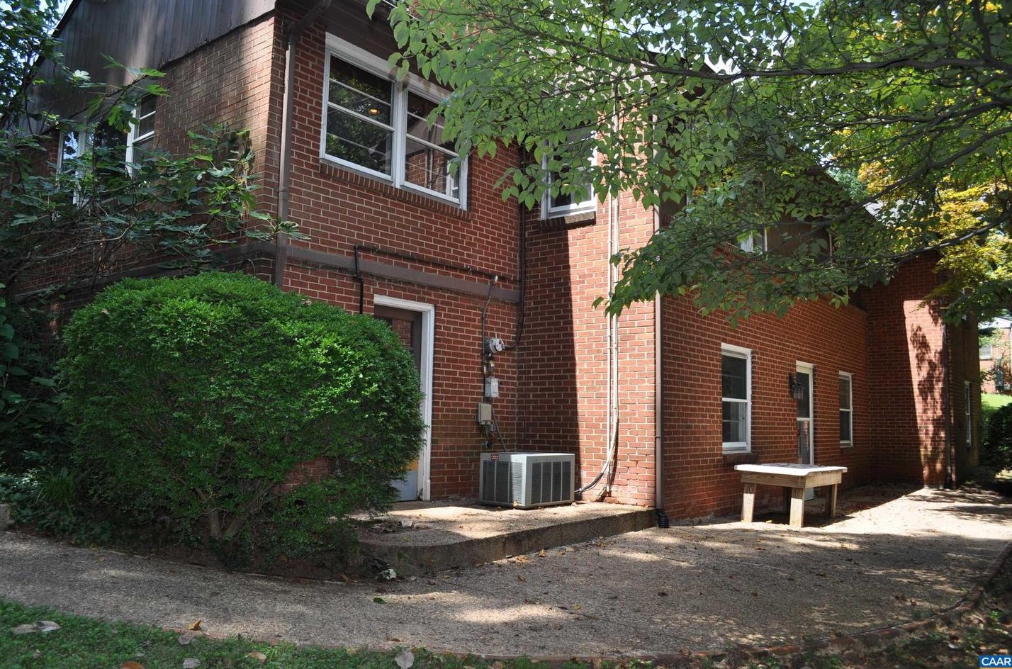 721 Lyons Ave, Charlottesville, VA 22902
