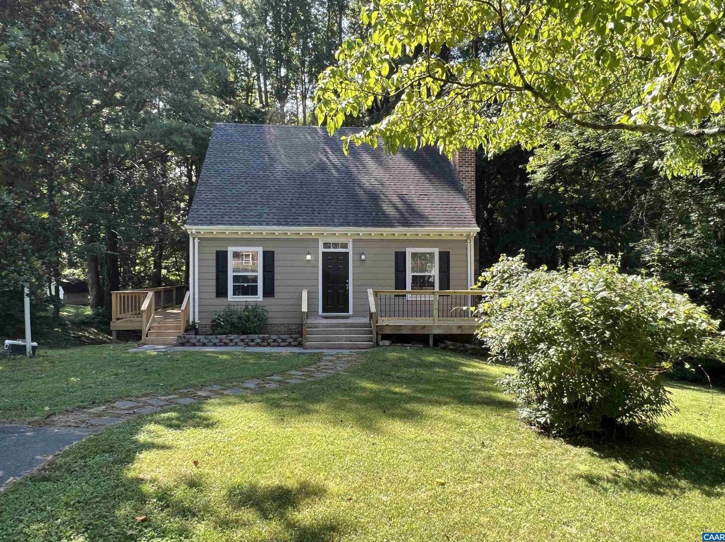 1605 Redwing Ln, Charlottesville, VA 22911