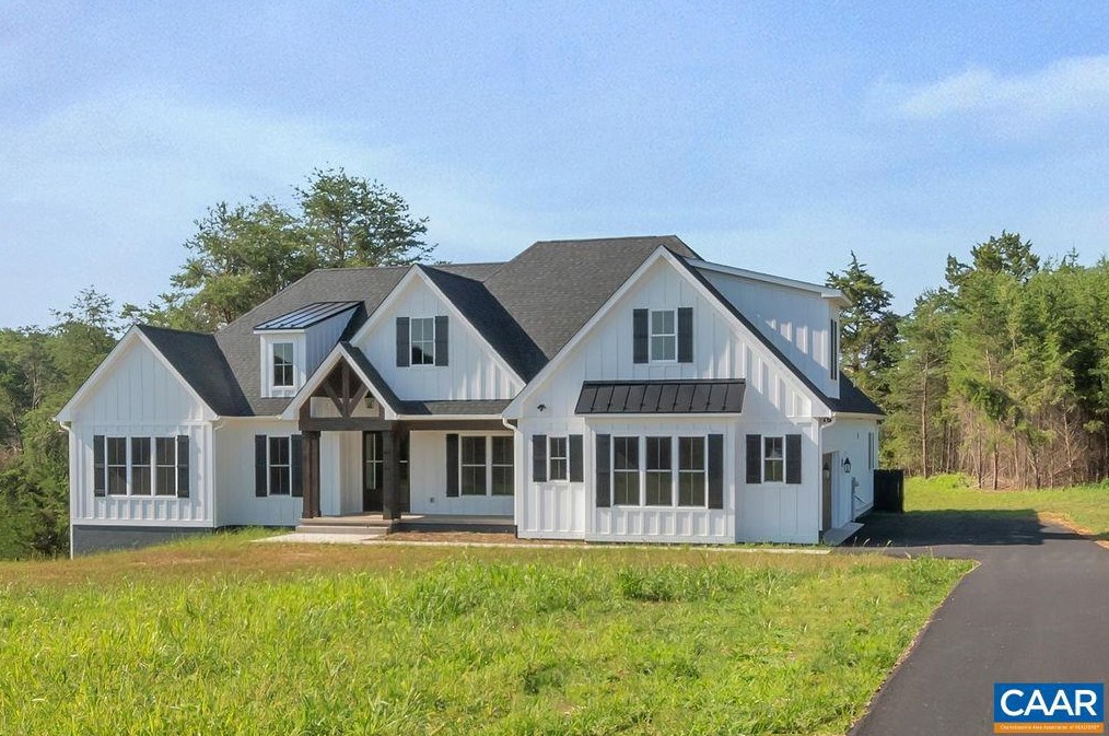 36 Naylor Ln, Troy, VA 22974