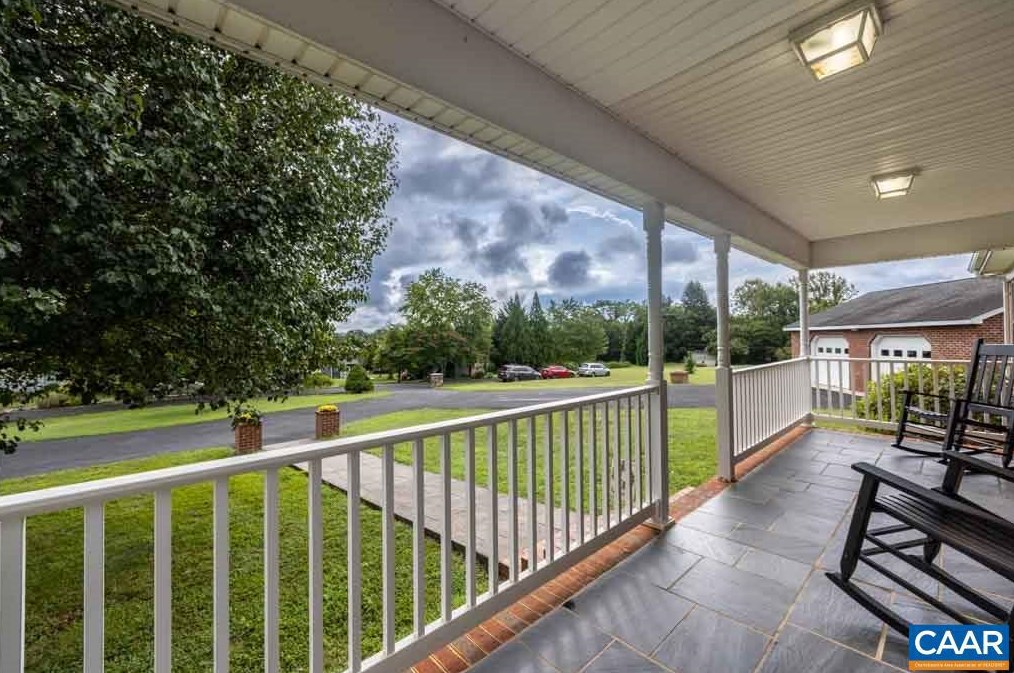 18 Songbird Ln, Stanardsville, VA 22973