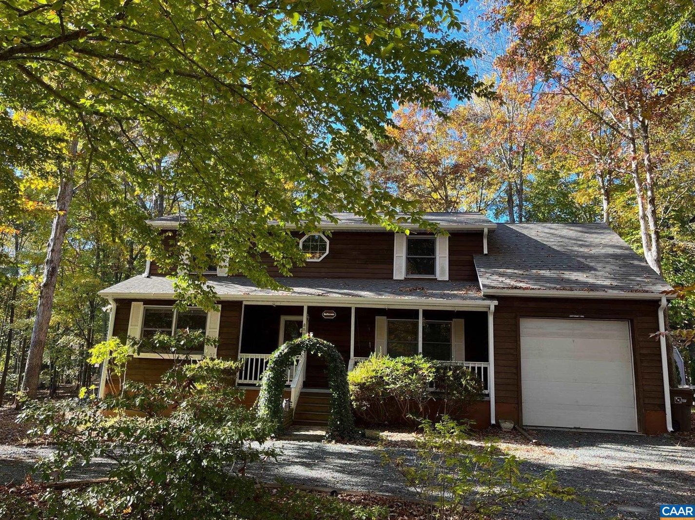 880 Jefferson Dr, Bybee, VA 22963