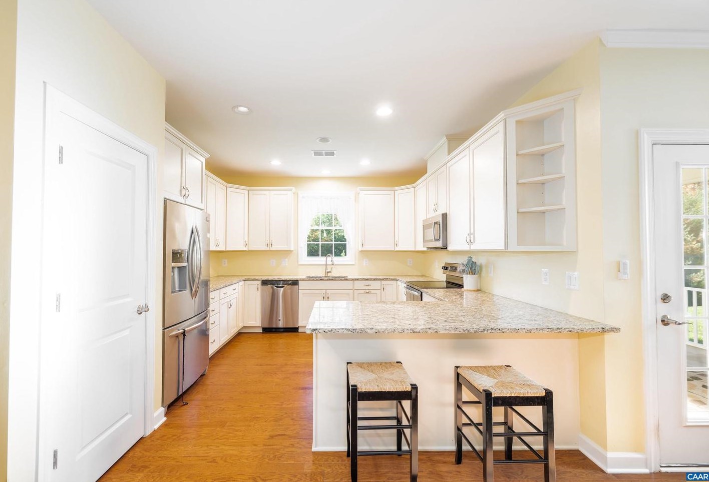 61 Tulip Dr, Bybee, VA 22963