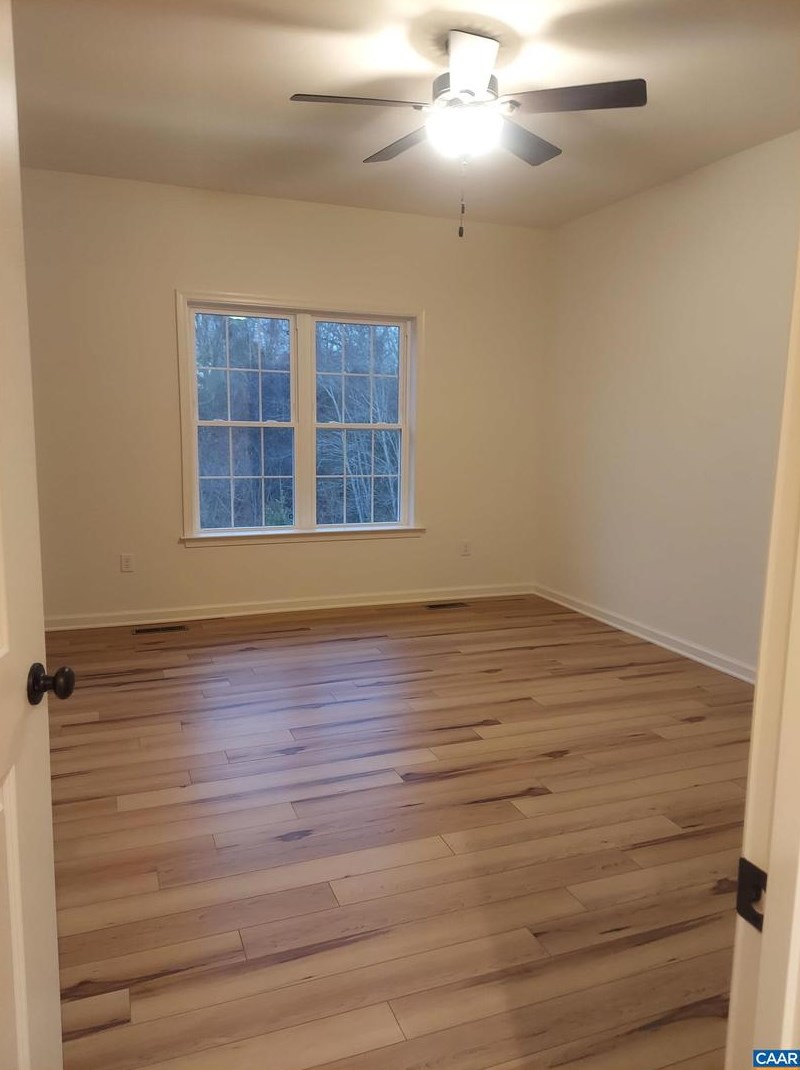 224 Barrington Dr, Stanardsville VA  22973 exterior