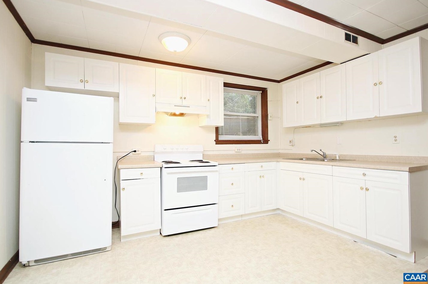 2423 Sunset Rd # B, Charlottesville, VA