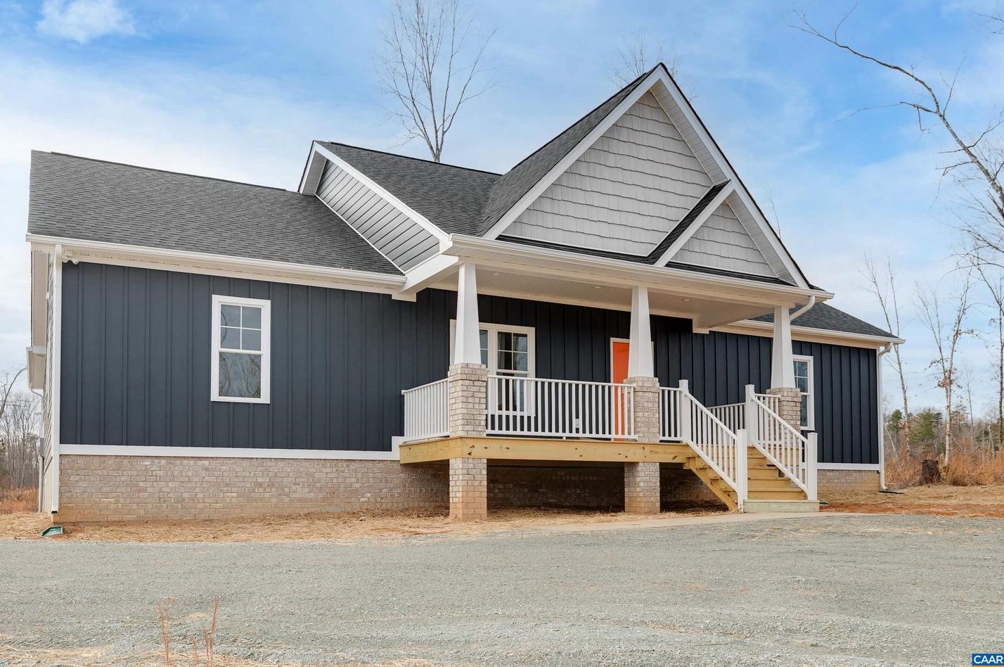 3269 Lowry Rd, Columbia, VA 23038