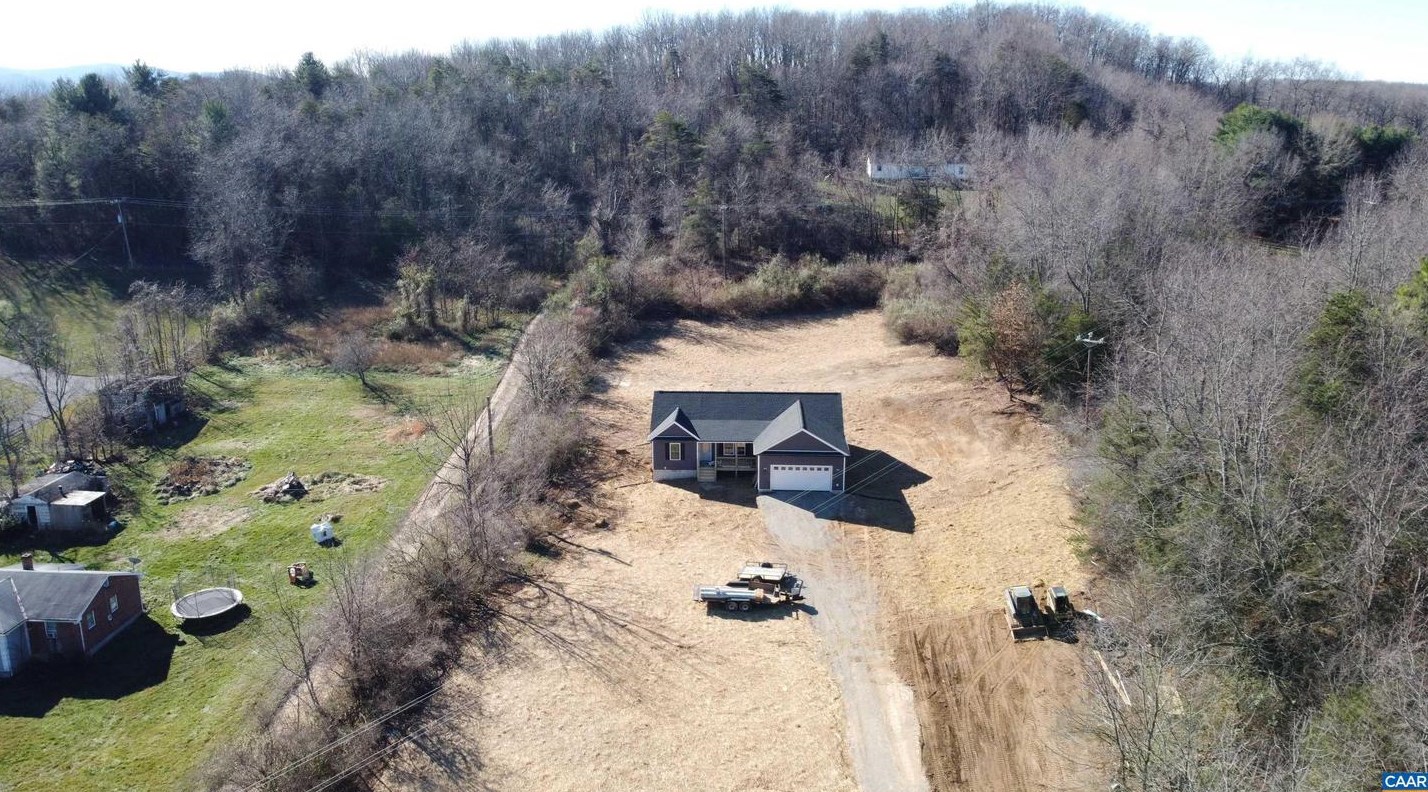 163 Greenville School Rd, Greenville, VA 24440-1727