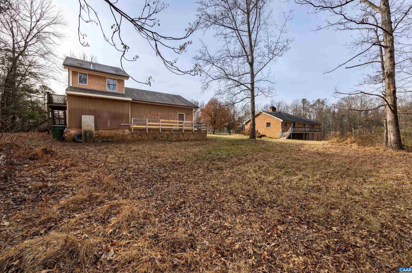 967 Fredericksburg Rd, Ruckersville VA  22968-2132 exterior