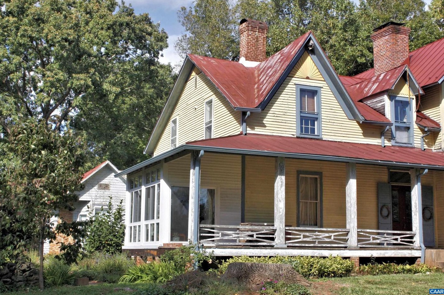 2995 Forsyth Rd, Esmont, VA 22937