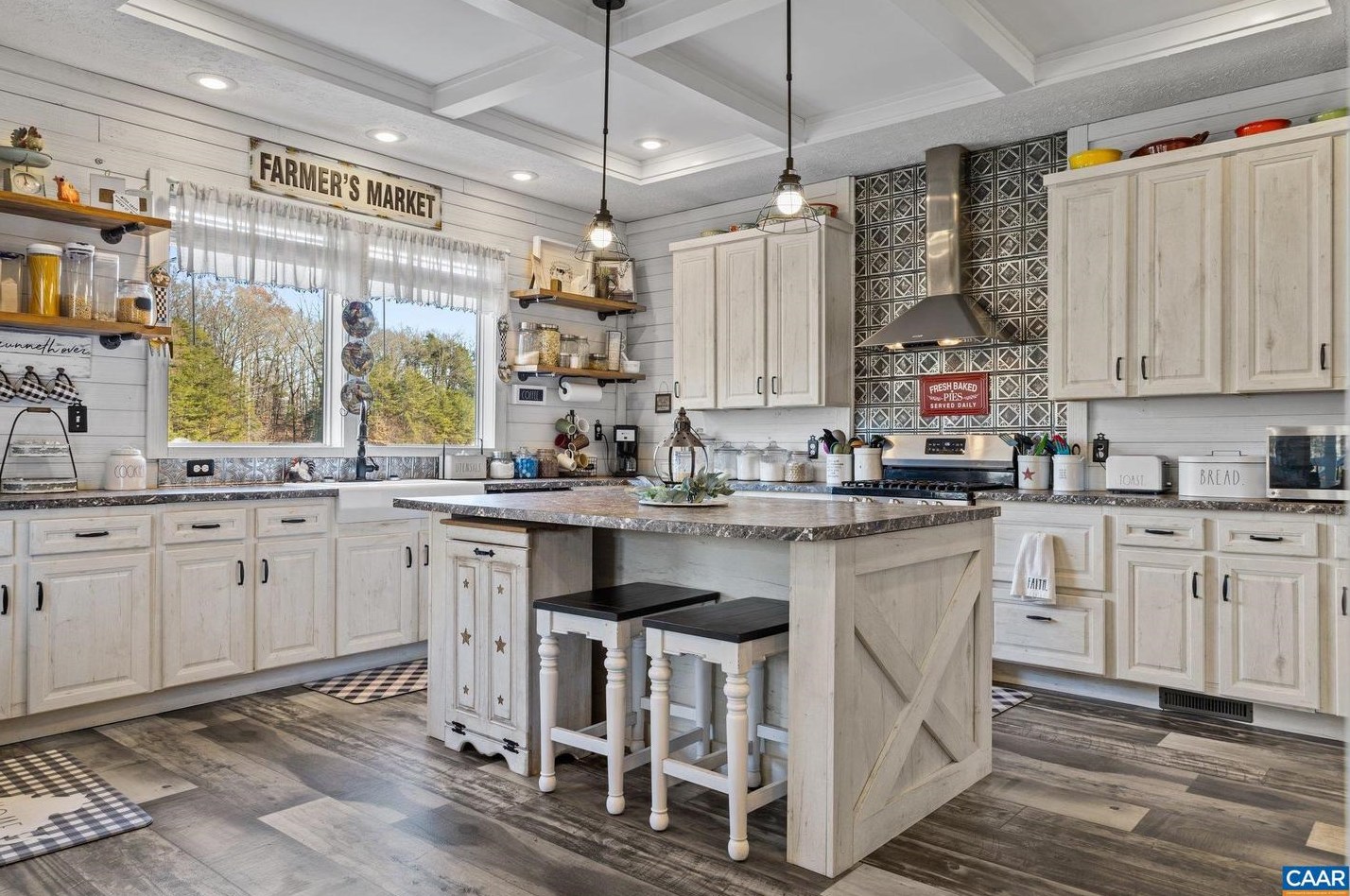 3458 Hamm Rd, Burnleys, VA 22923-9024