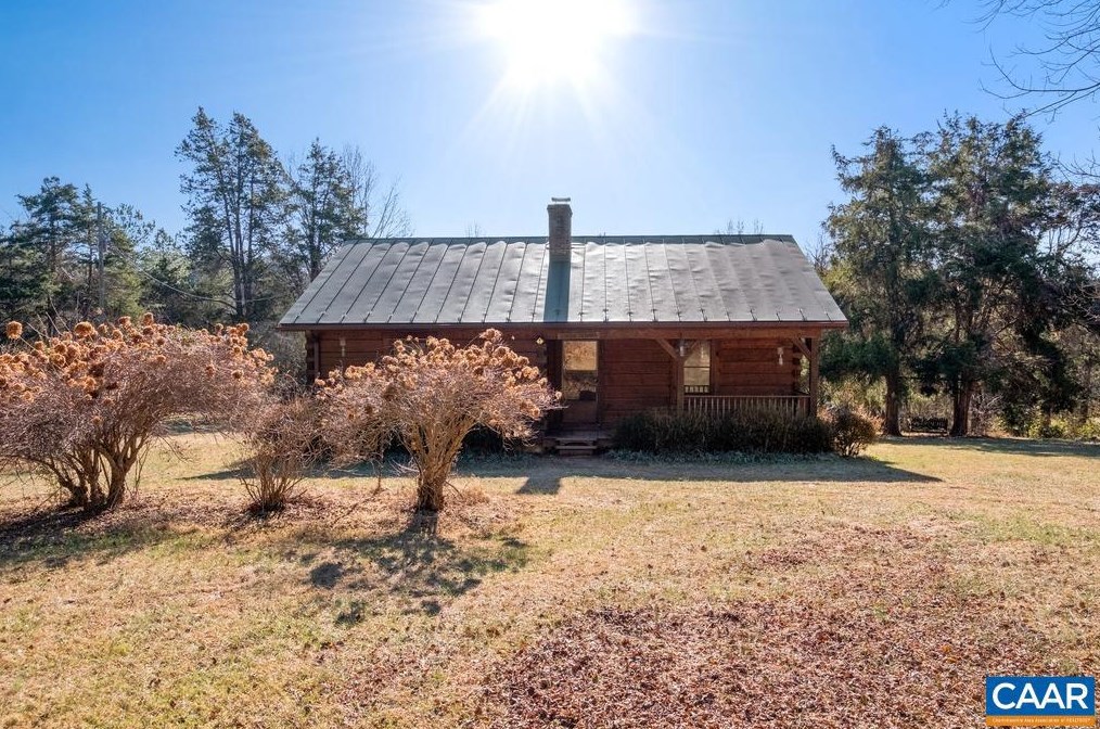 4844 Haden Martin Rd, Bybee, VA 22963