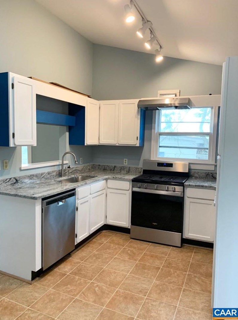 611 Belmont Ave, Charlottesville, VA 22902
