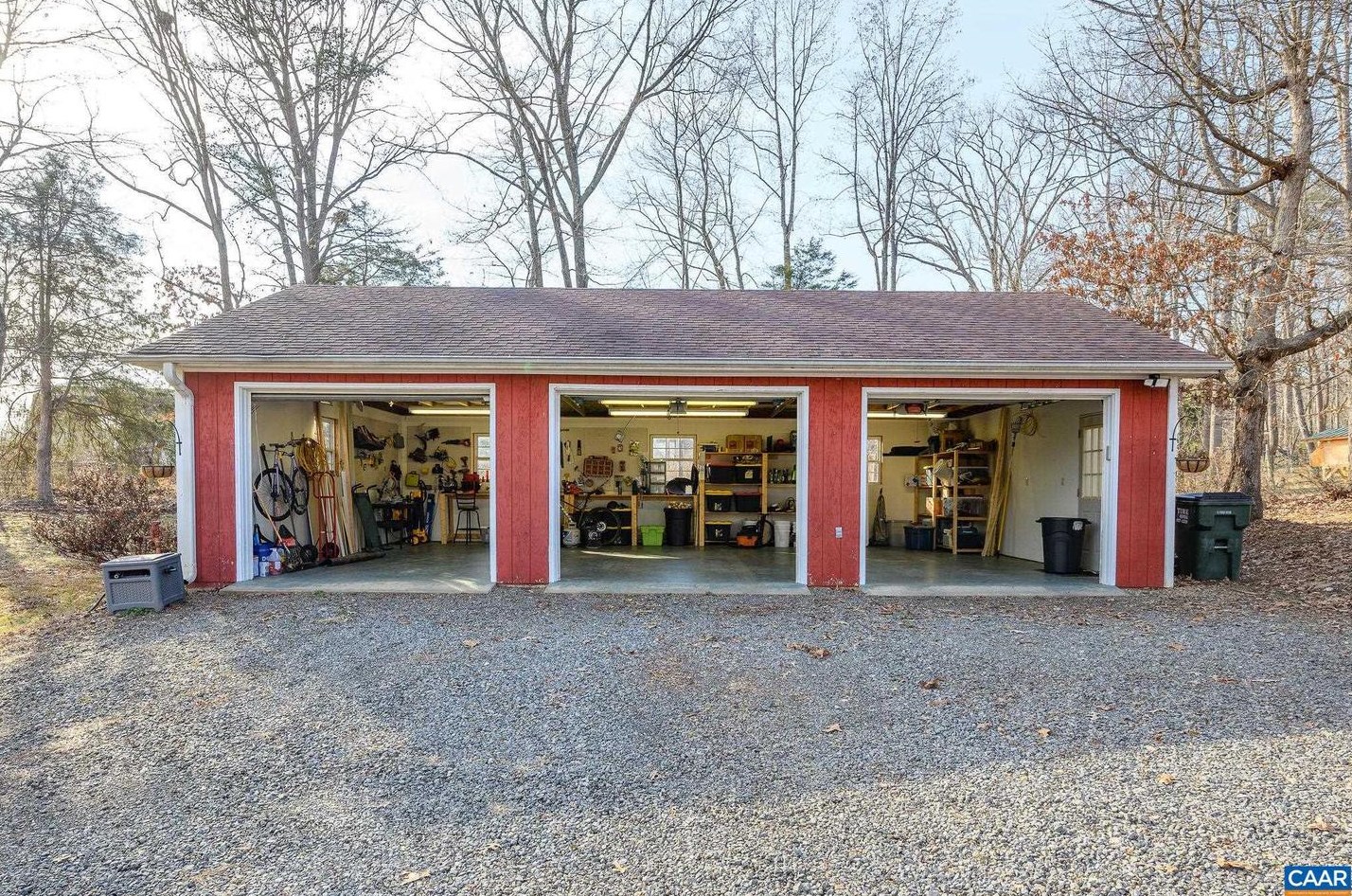 9663 Dyke Rd, Stanardsville VA  22973-3412 exterior