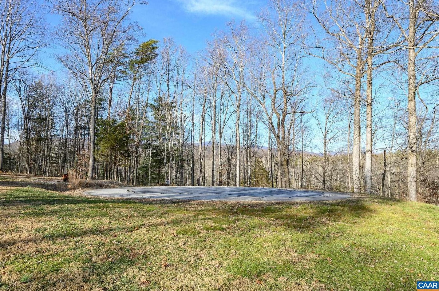 9663 Dyke Rd, Stanardsville VA  22973-3412 exterior