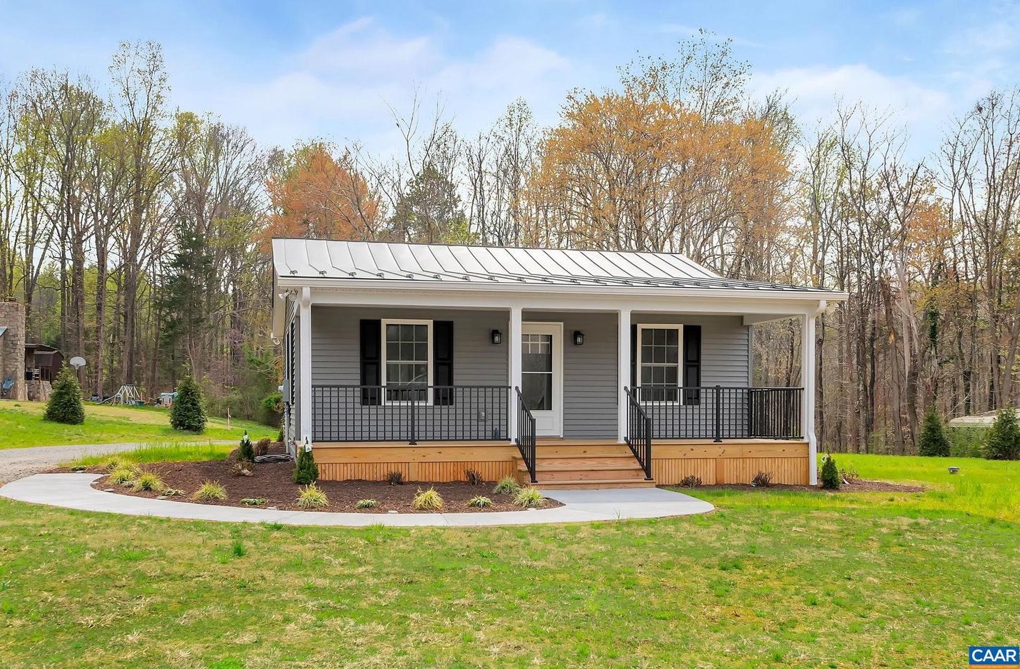 456 Future Oak Ln, Earlysville, VA 22936