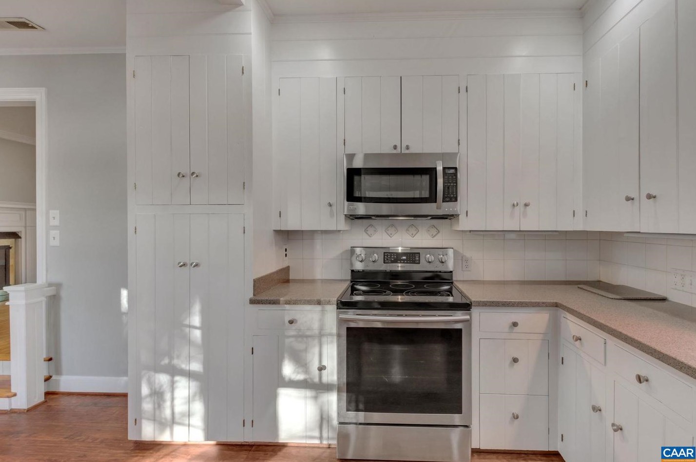 3432 Keswick Rd, Keswick, VA 22947