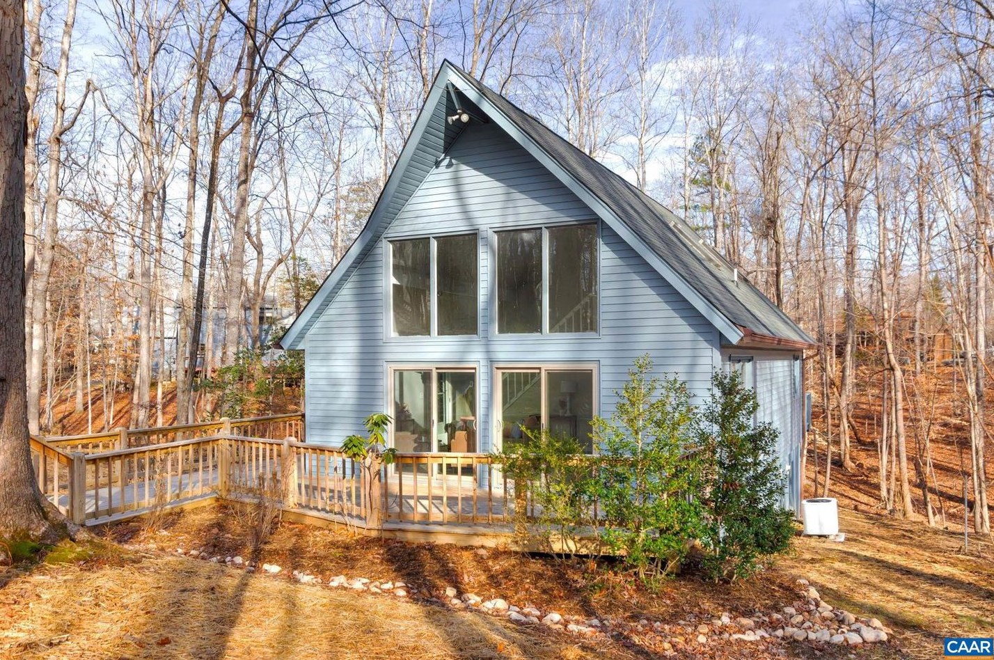10 Oak Terrace, Bybee, VA 22963