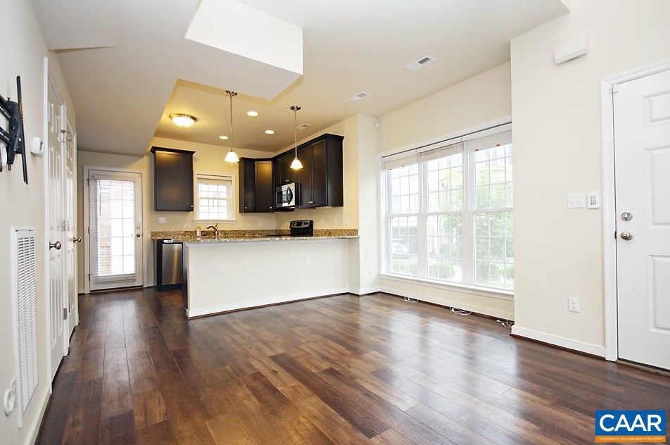 607 Mornington Ln, Crozet, VA 22932