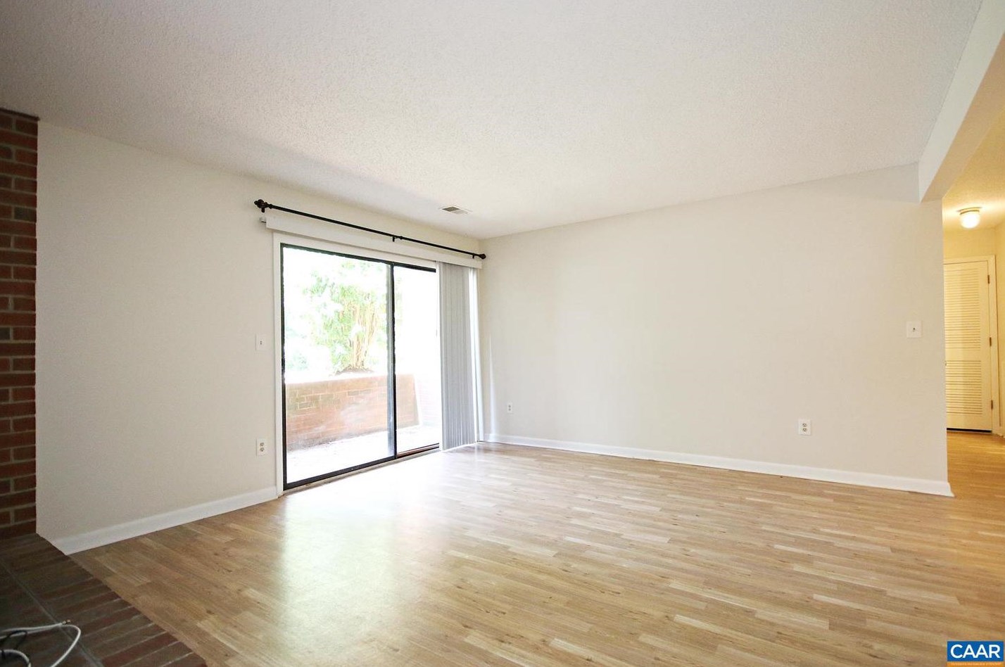 143 Green Turtle Ln #1, Charlottesville, VA 22901