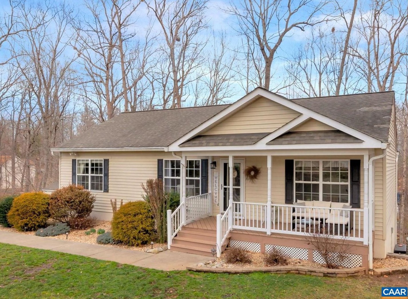 12 Shortwood Cir, Bybee, VA 22963