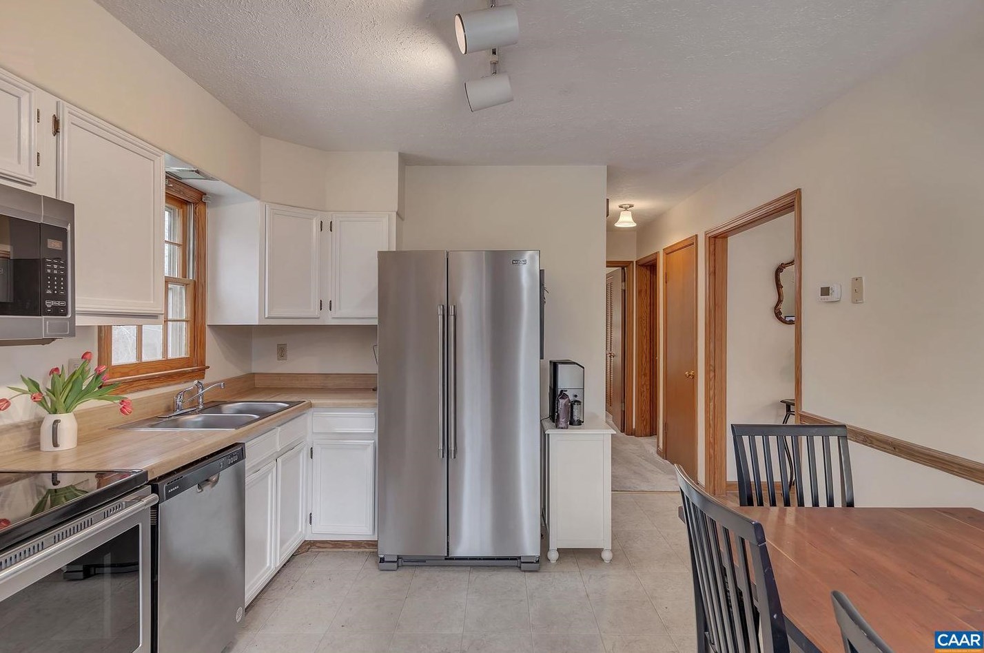 262 Mohican Trl, Ruckersville VA  22968-3437 exterior