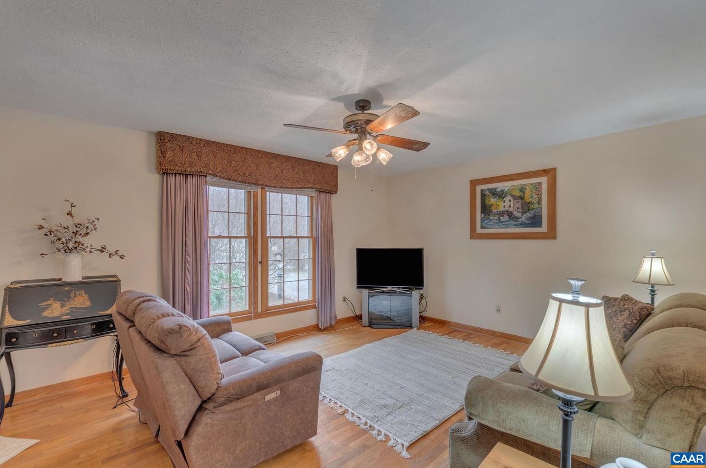 262 Mohican Trl, Ruckersville VA  22968-3437 exterior