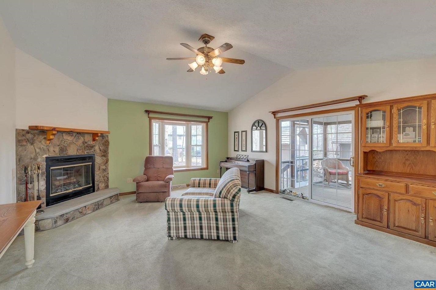 22 Tanglewood Rd, Bybee, VA 22963