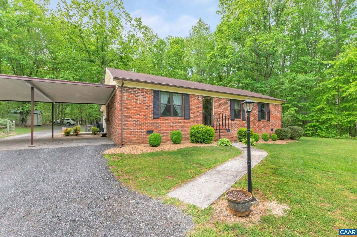 601 Jerico Rd, Buckingham, VA 23921