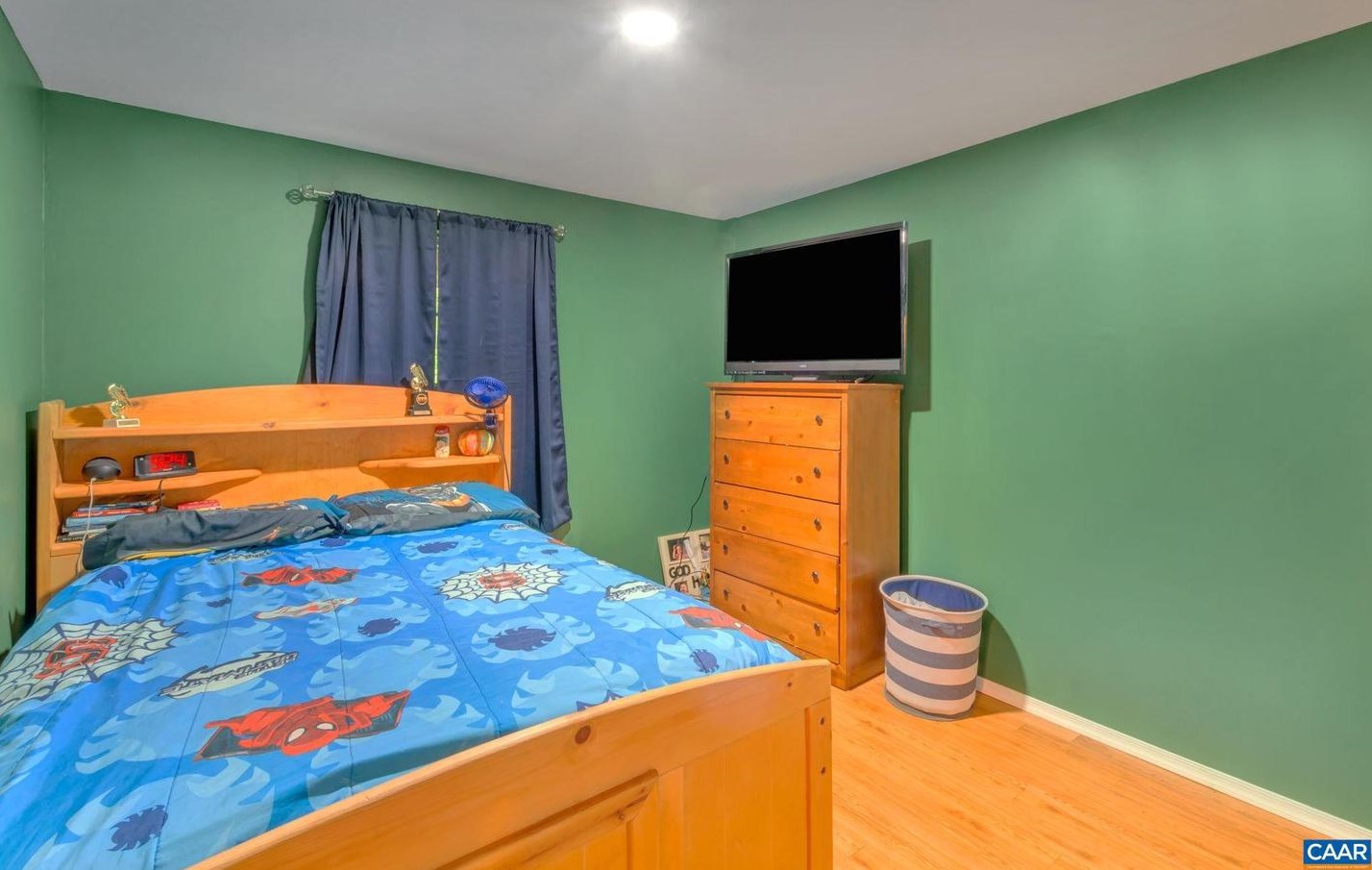 3 Watts Cir, Bybee VA  22963-2051 exterior