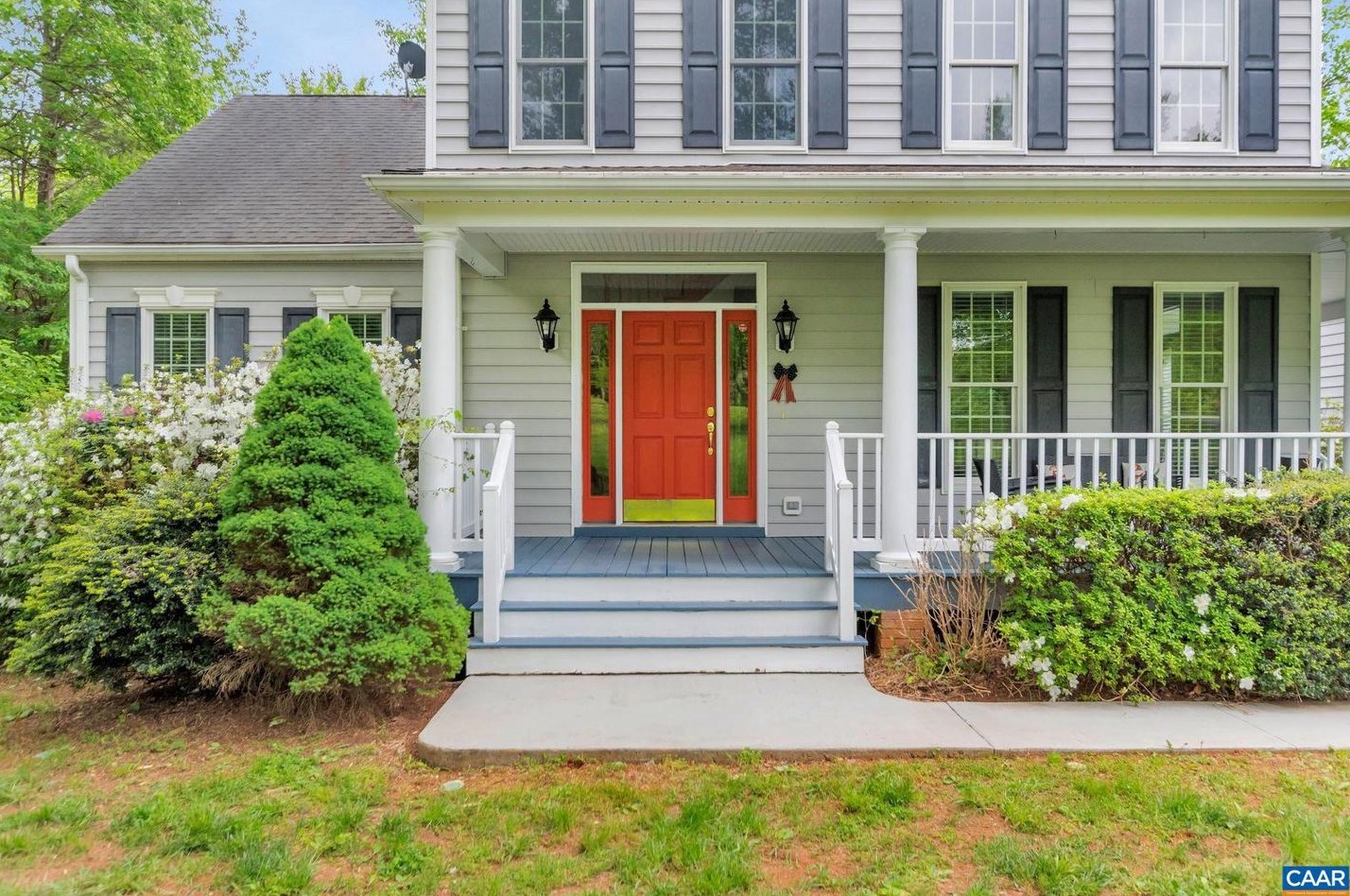1086 Broken Island Rd, Bybee, VA 22963