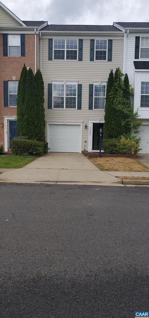 1029 Lake Pelham Dr, Culpeper, VA 22701