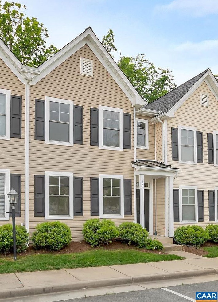 86 Augies Alley, Bybee, VA 22963