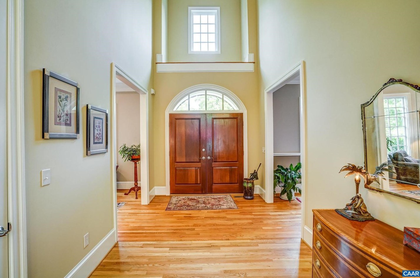 3279 Heathcote Ln, Keswick, VA 22947