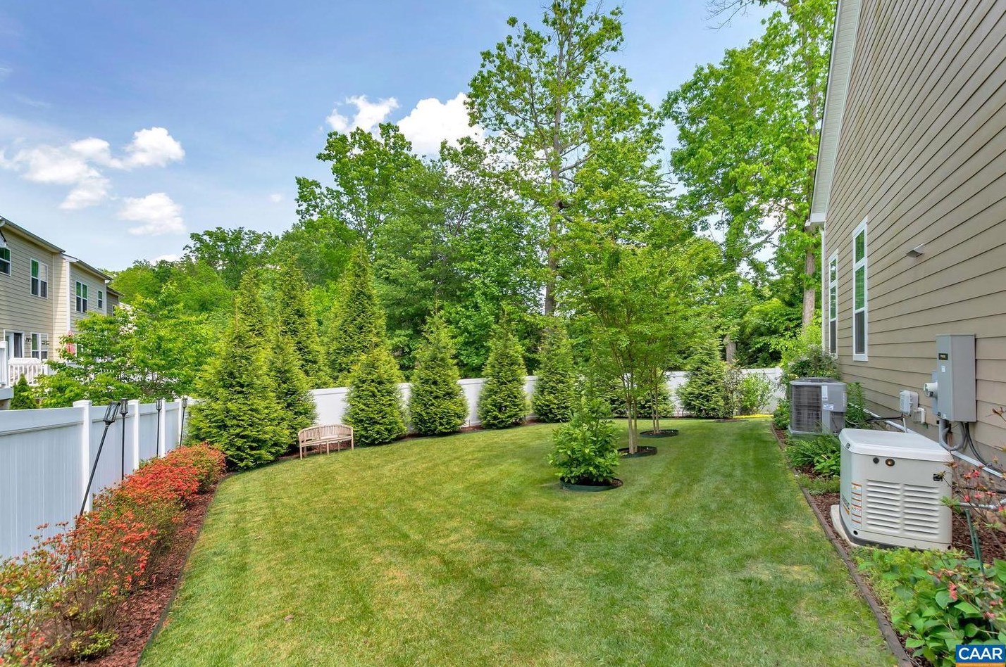 1554 Sawgrass Ct, Charlottesville, VA 22901