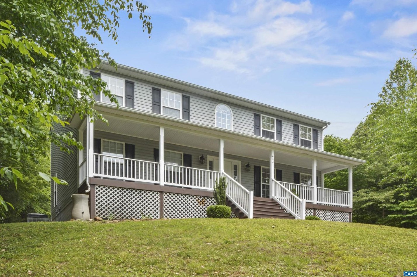 462 Jefferson Dr, Bybee, VA 22963