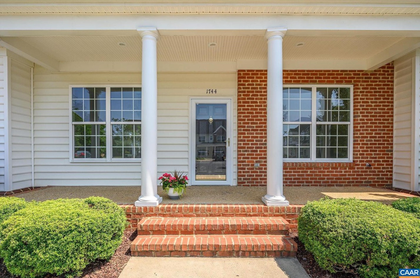 1744 Albemarle Pippin Ct, Crozet, VA 22932