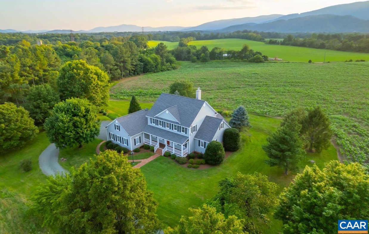 1904 Beaver Ridge Rd, Crozet, VA 22932-2629