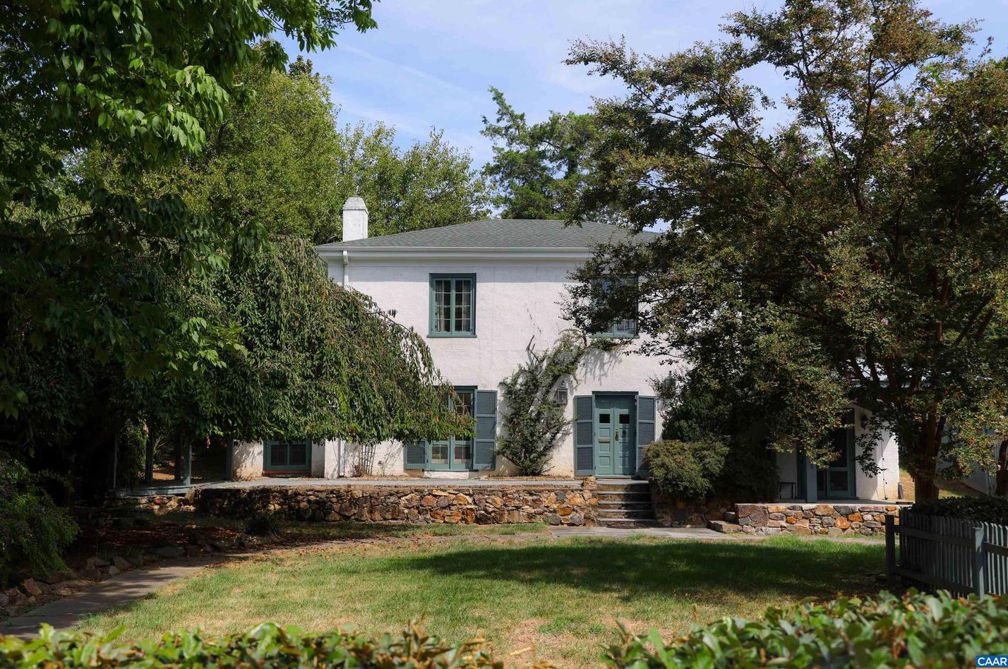 620 Preston Pl, Charlottesville, VA 22903