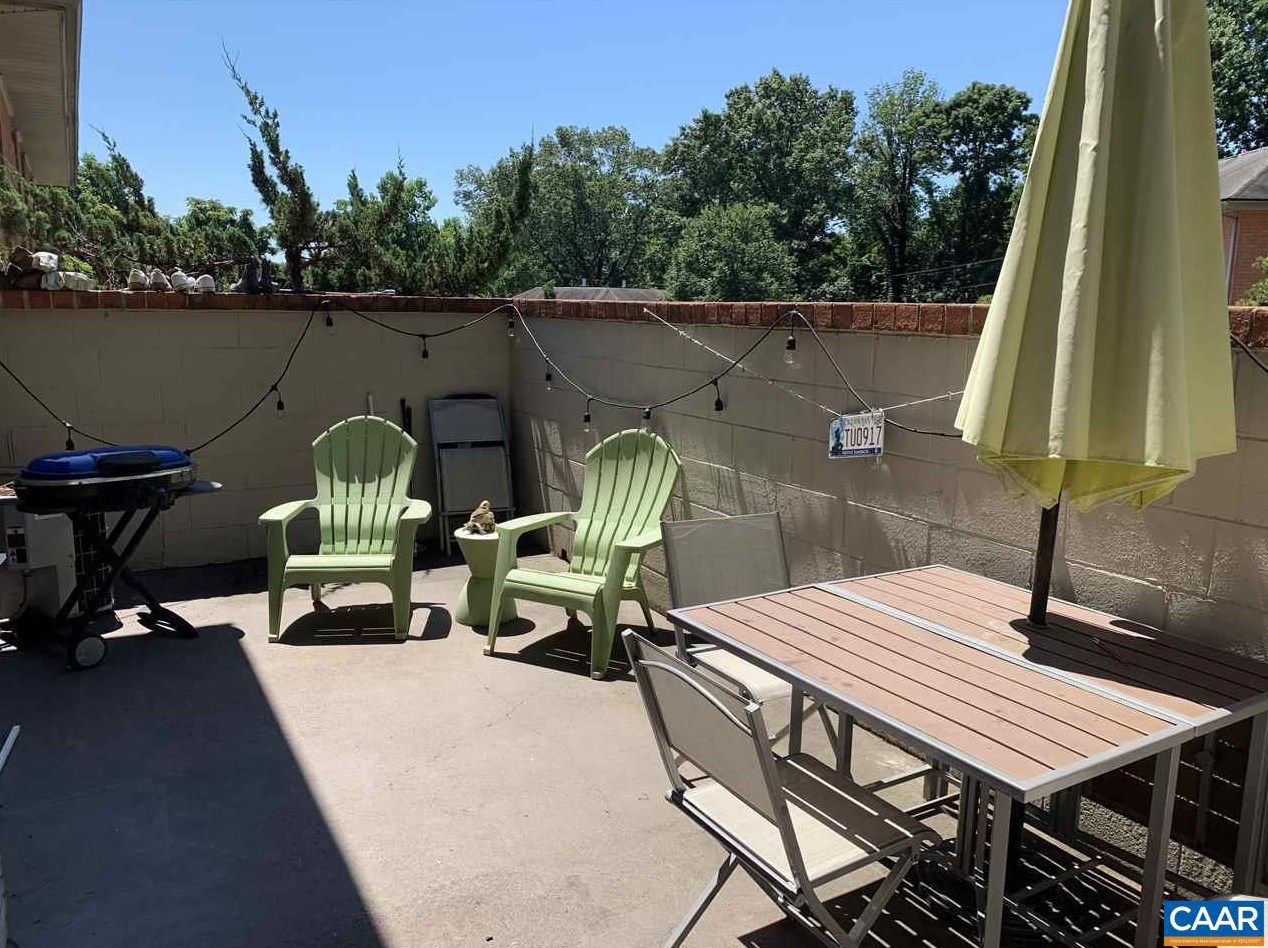 2434 Arlington Blvd #d4, Charlottesville, VA 22903
