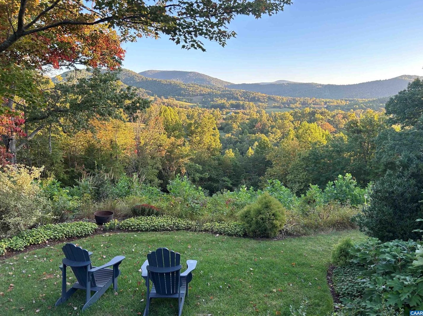 2915 Shiffletts Mill Rd, Crozet, VA 22932
