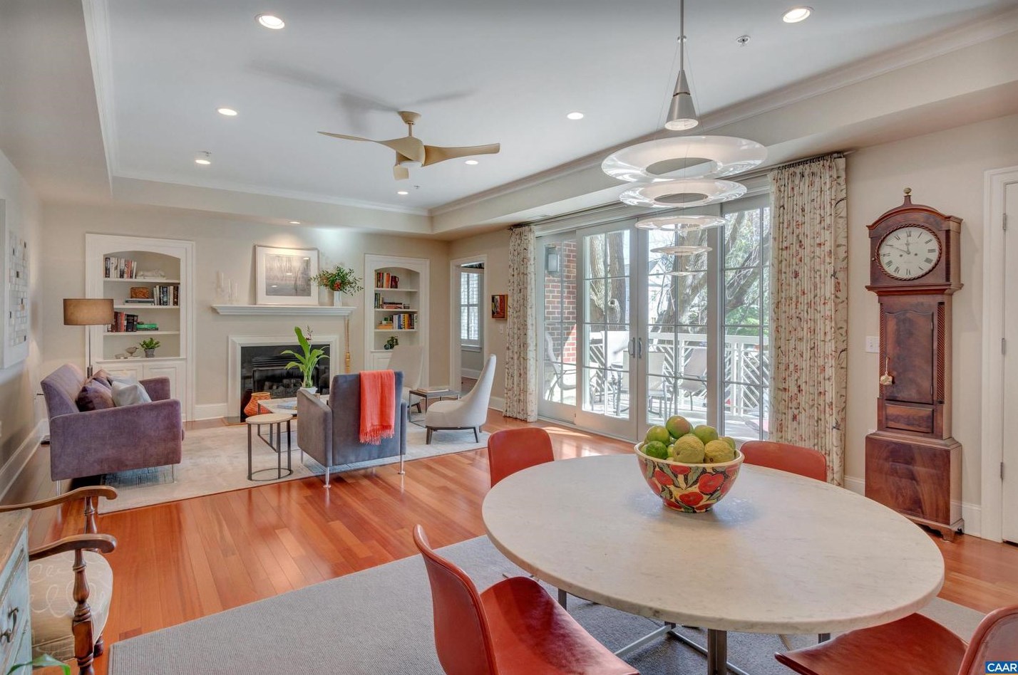 210 10th St Ne Apt 103, Charlottesville, VA 22902